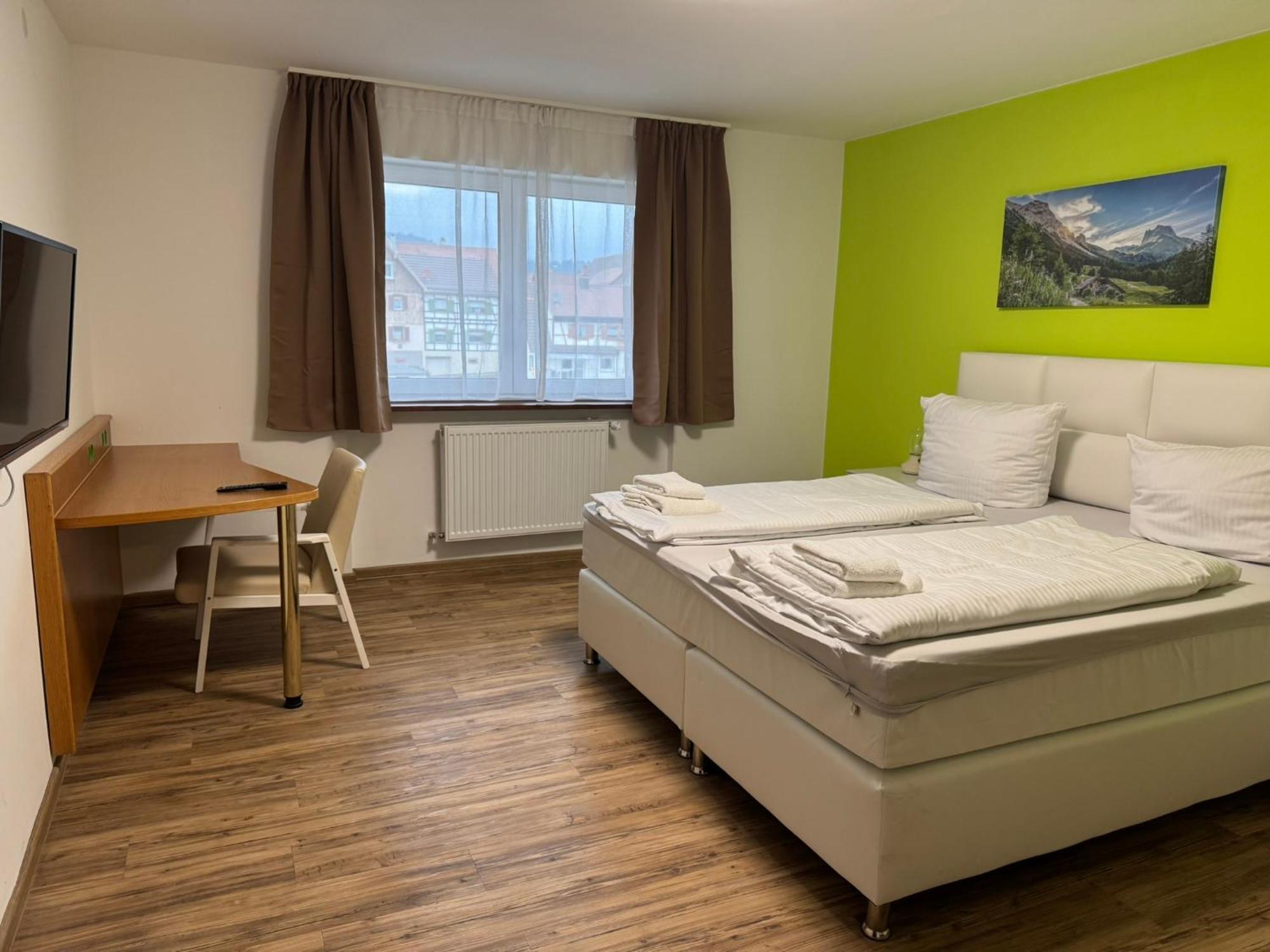 Hotel Gruener Baum - Hotel Im Murgtal, Schwarzwald Weisenbach Eksteriør billede
